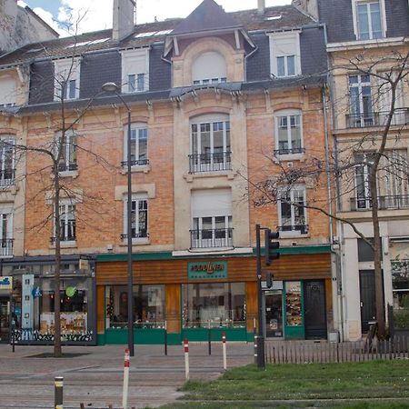 Rare! Magnifique Appartement - Vue Cathedrale 兰斯 外观 照片